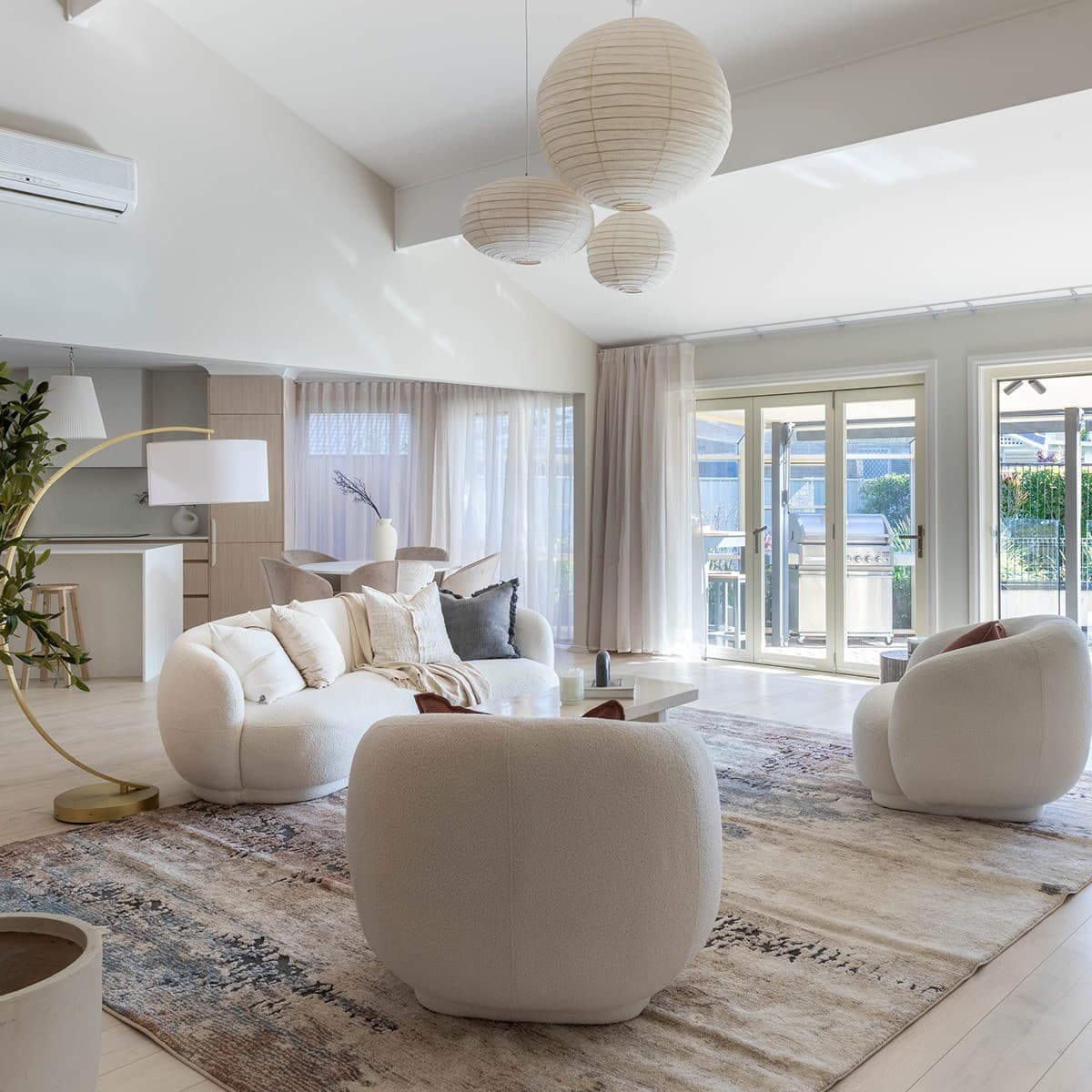 Tamarind 400mm Round Handcrafted Linen Shade Only in Ivory-img-5