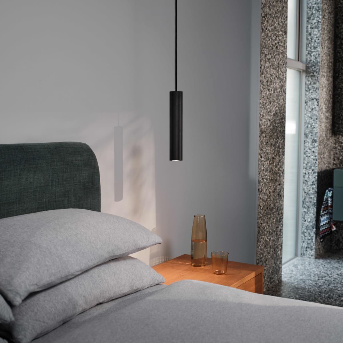 Jessy Ribbed Pendant in Textured Black-img-5