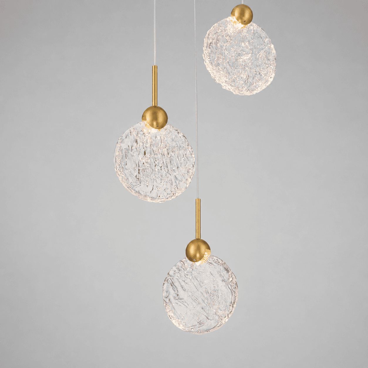 Vivi 3 Light Pendant in Legacy Brass