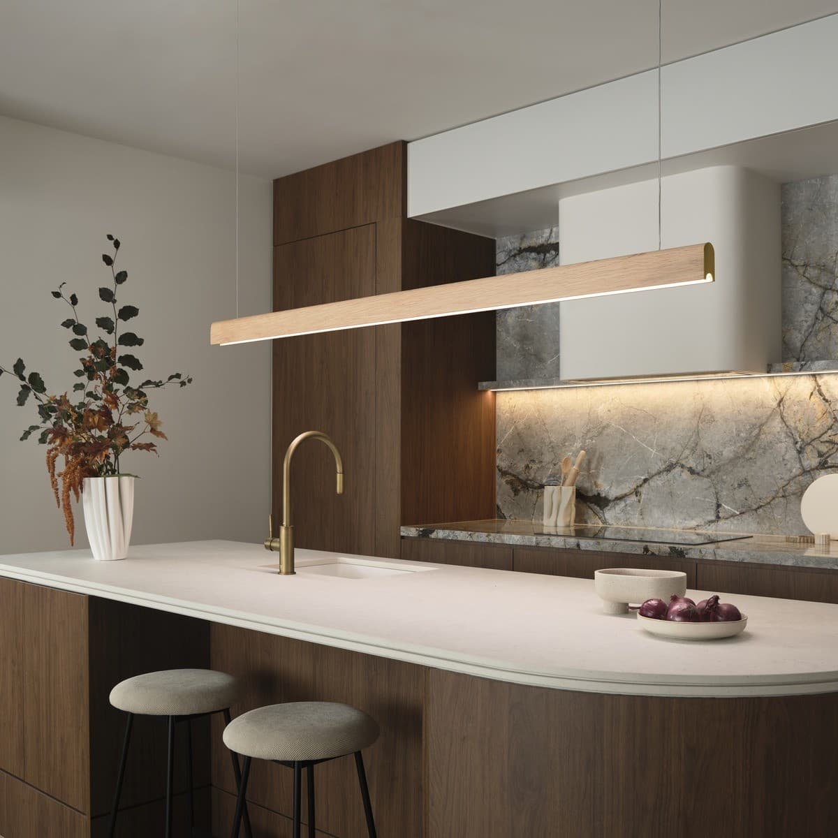 Strix III 1.8m Timber Shade Only in Oak