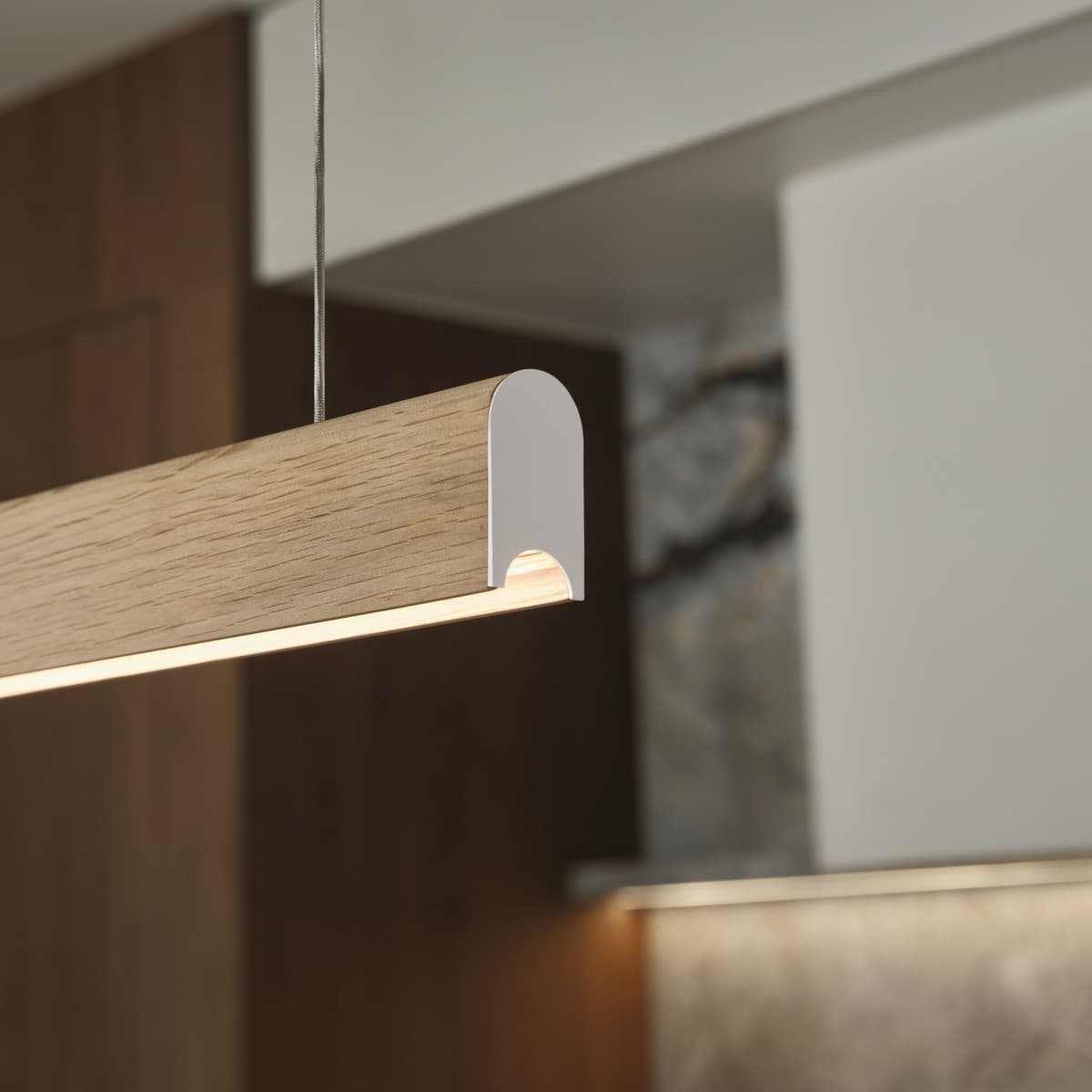 Strix III 1.8m Timber Shade Only in Oak