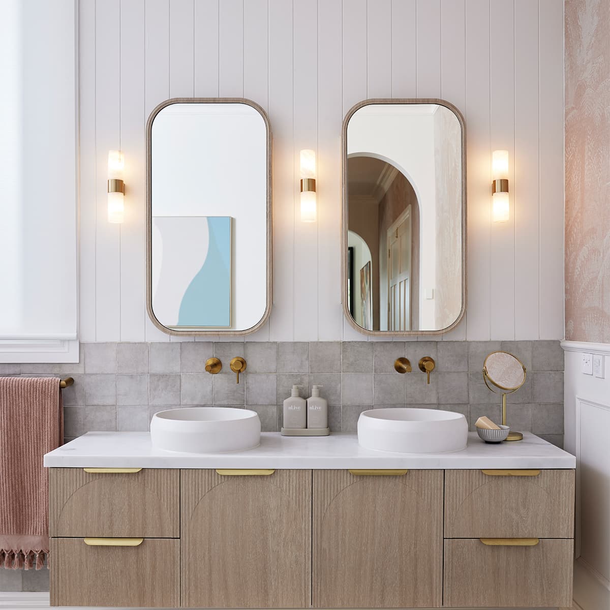 Made by Mayfair Luella 2 Light Wall Bracket in Solid Brass with Spanish Alabaster-img-5