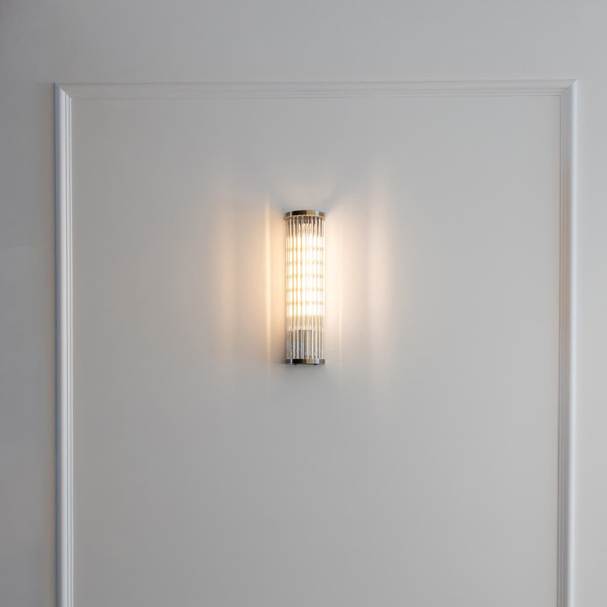 Corbelle 1 Light Wall Bracket in Antique Brass
