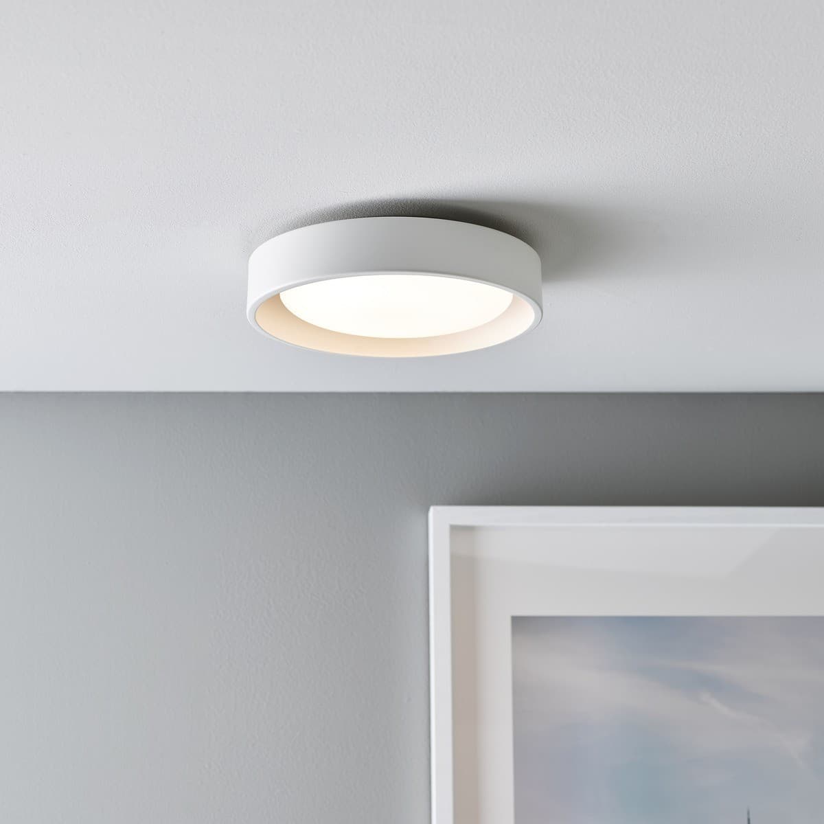 Uno 250mm 1 Light Flush Mount in White-img-2