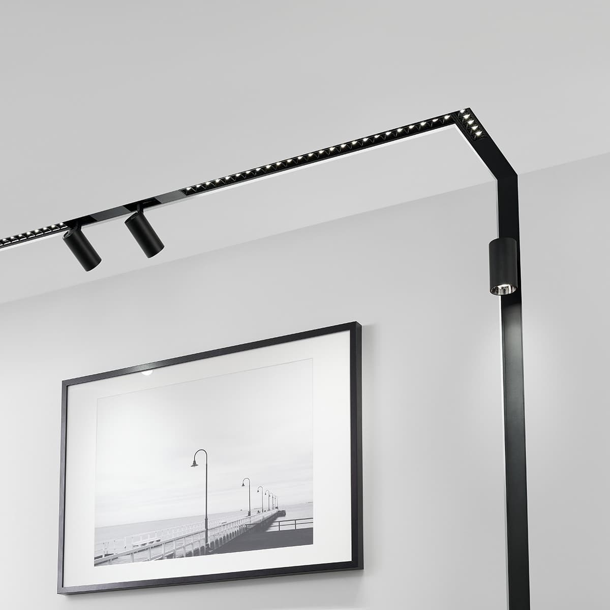 MFL Induction 3000mm Surface Track in Black-img-5