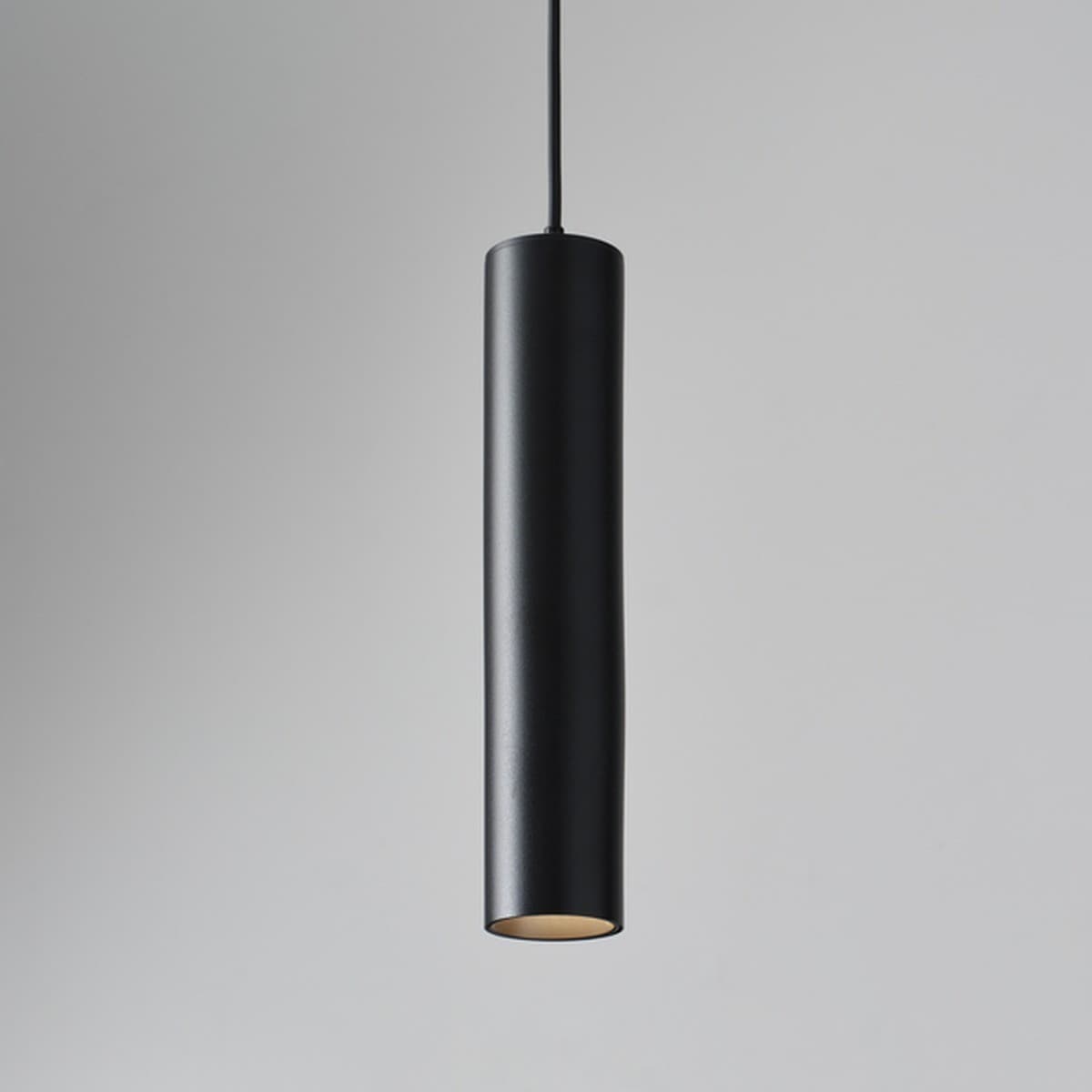 Skywire 24V LED Cylinder Pendant in Black