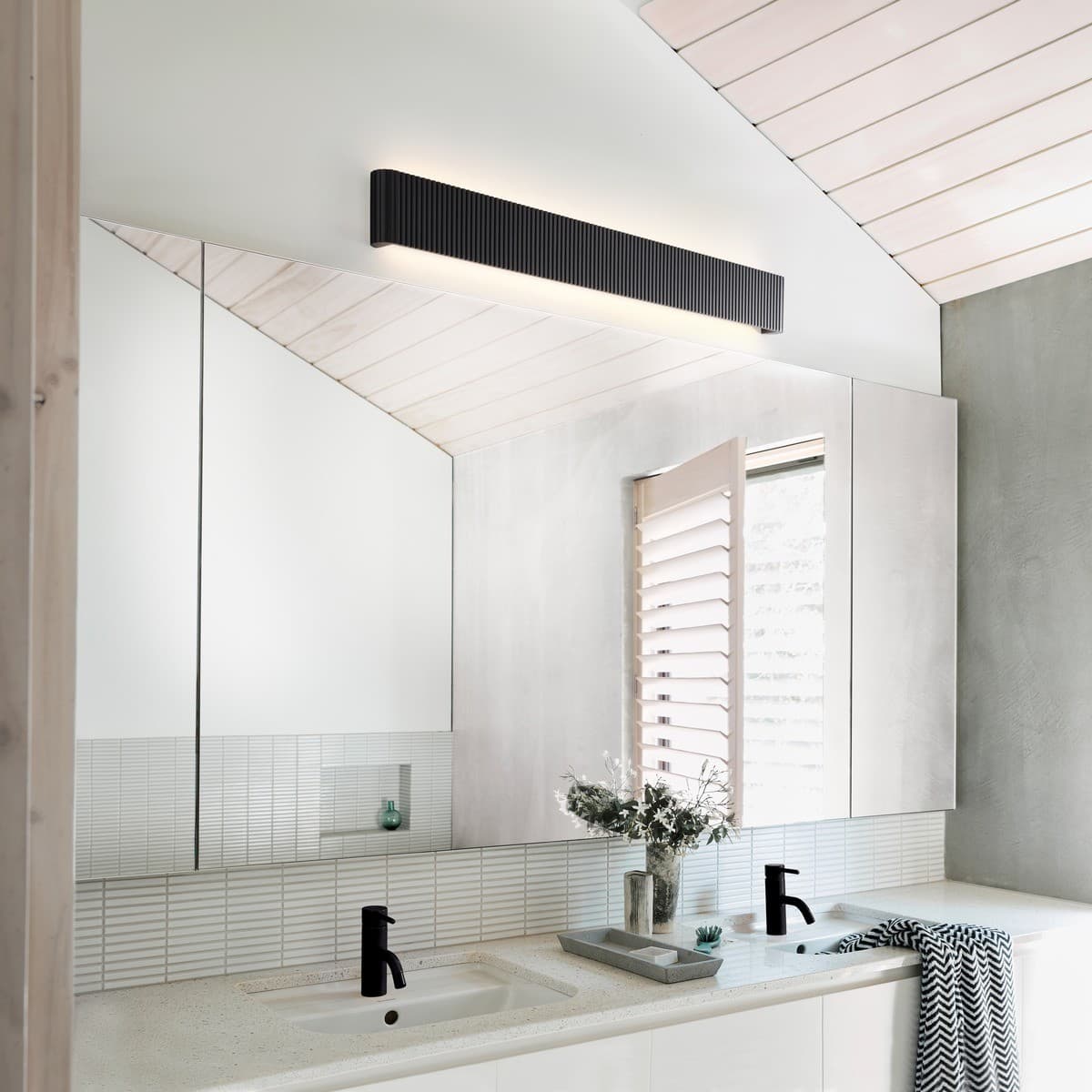 Cedar 920mm LED Colour-Shifting Up/Down Wall Sconce in Black Timber-img-2