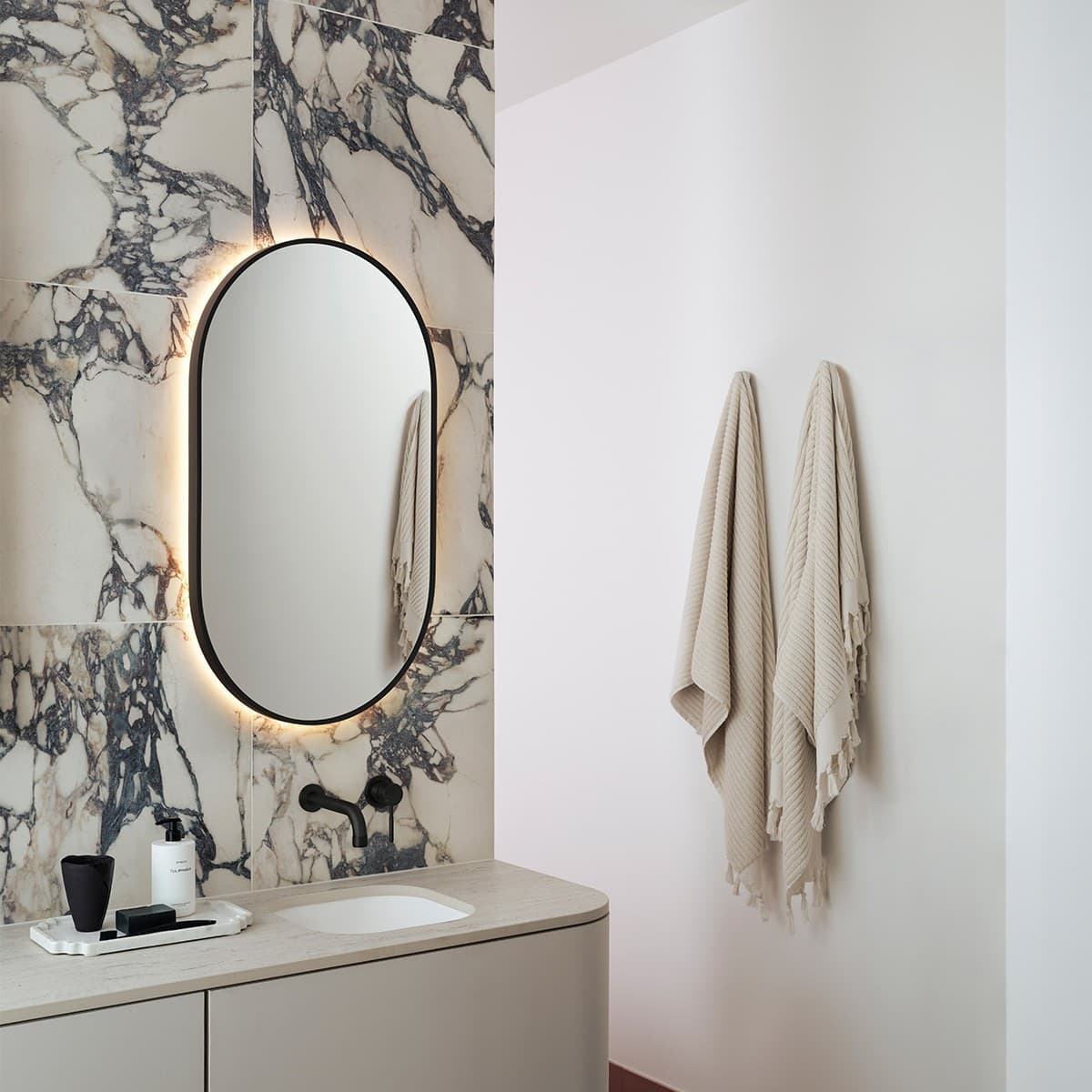 Contour Oval Mirror Frame Only in Black-img-3