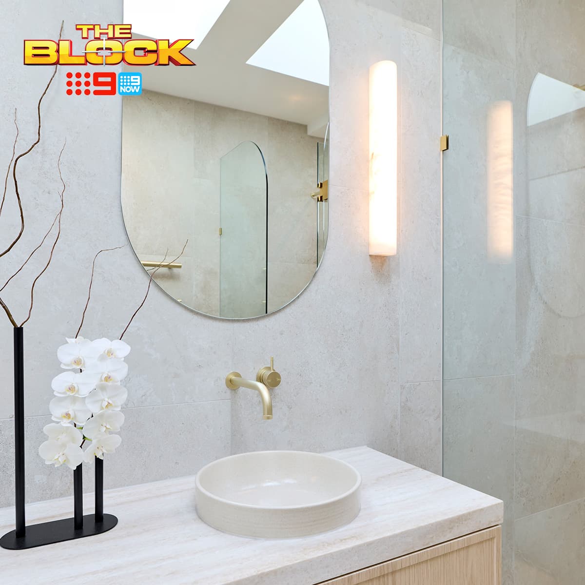 Made By Mayfair Times 600mm LED Colour Shifting Linear Wall Sconce in Spanish Alabaster-img-4