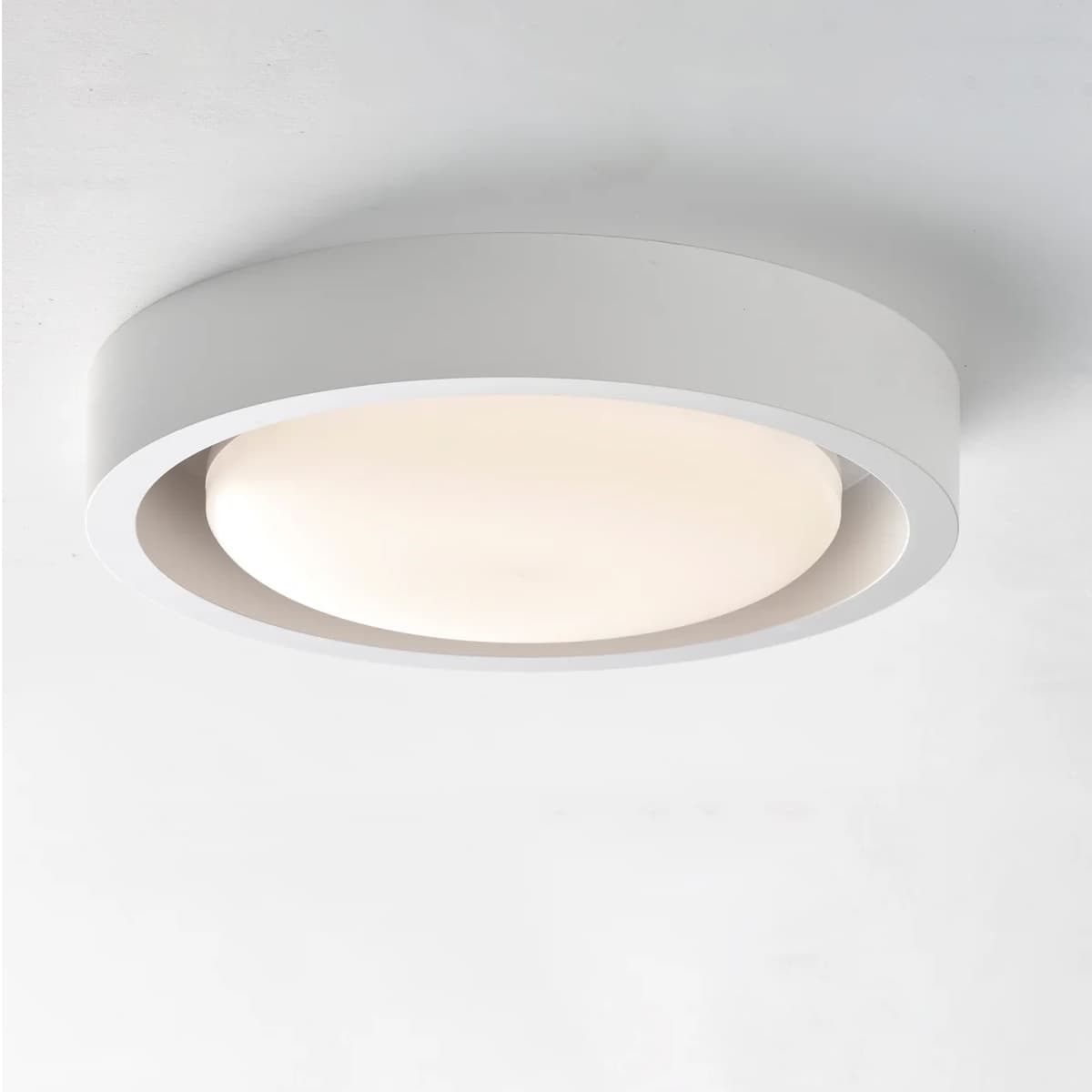 Uno Exhaust Fan and Light with 240mm Dia Cut Out in White-img-5