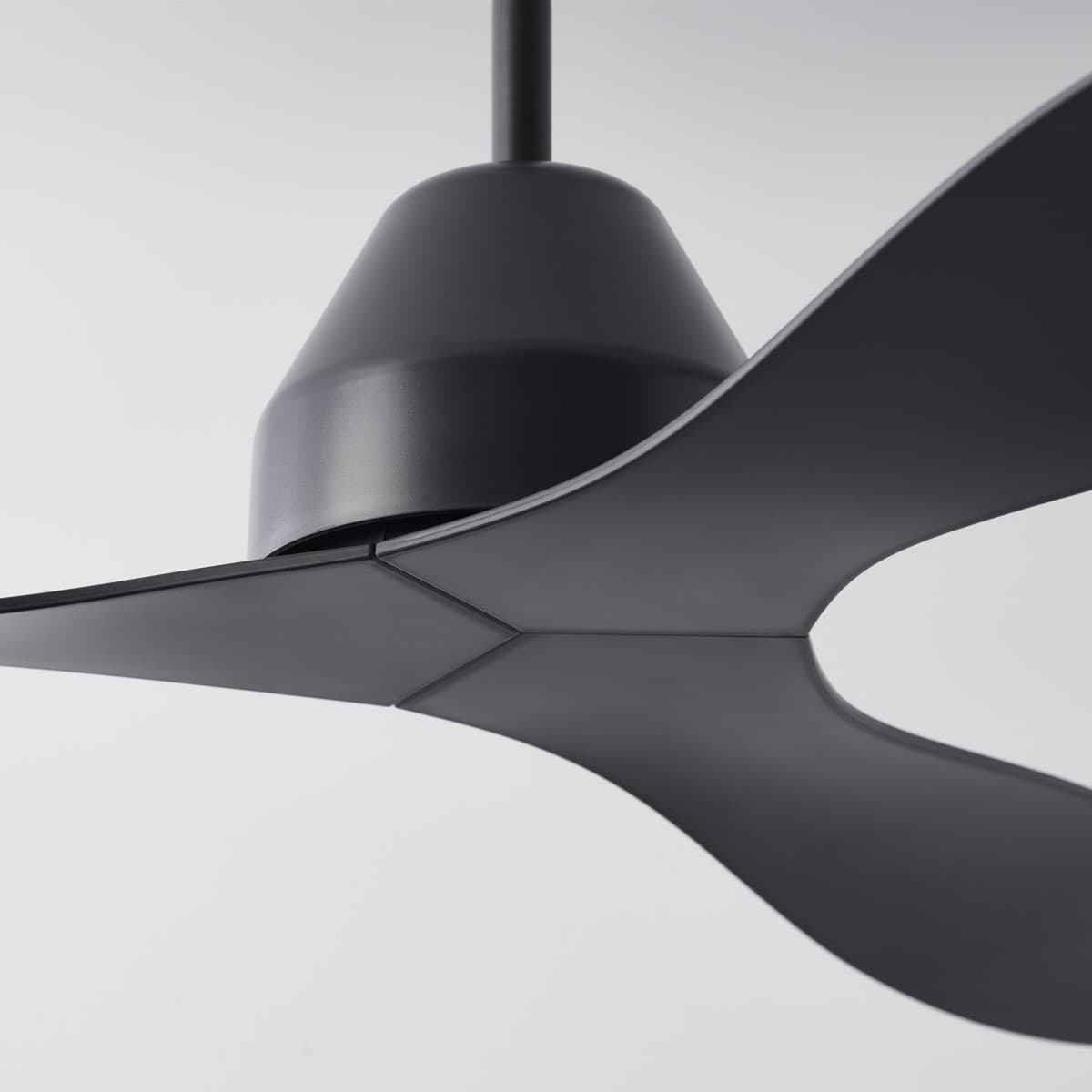 Whitehaven 122cm DC Fan in Black-img-3