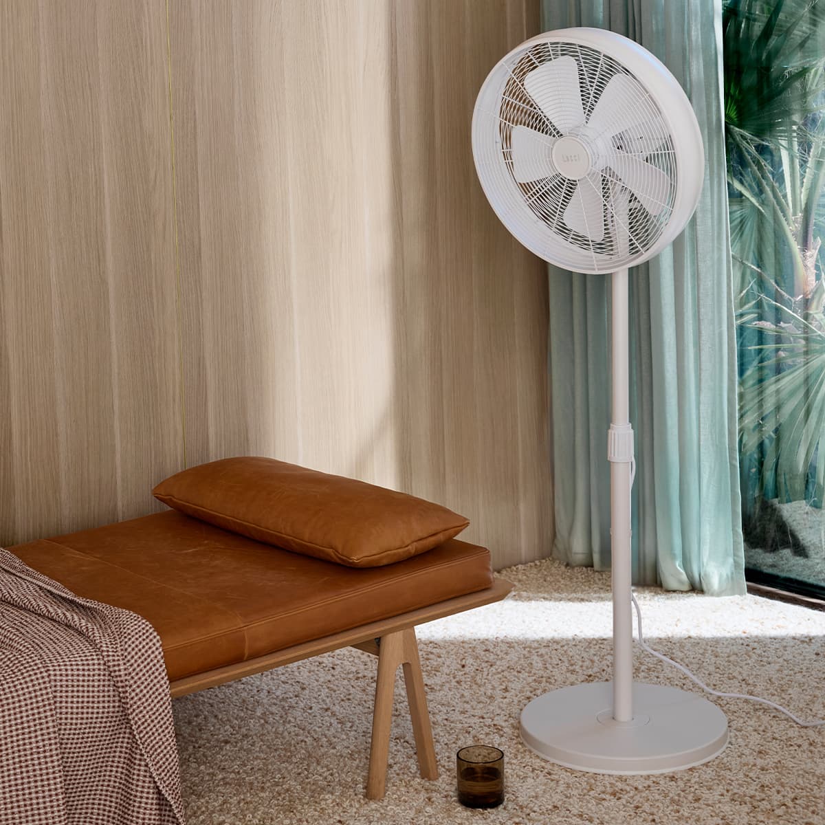 Breeze 41cm Pedestal Fan in White-img-3