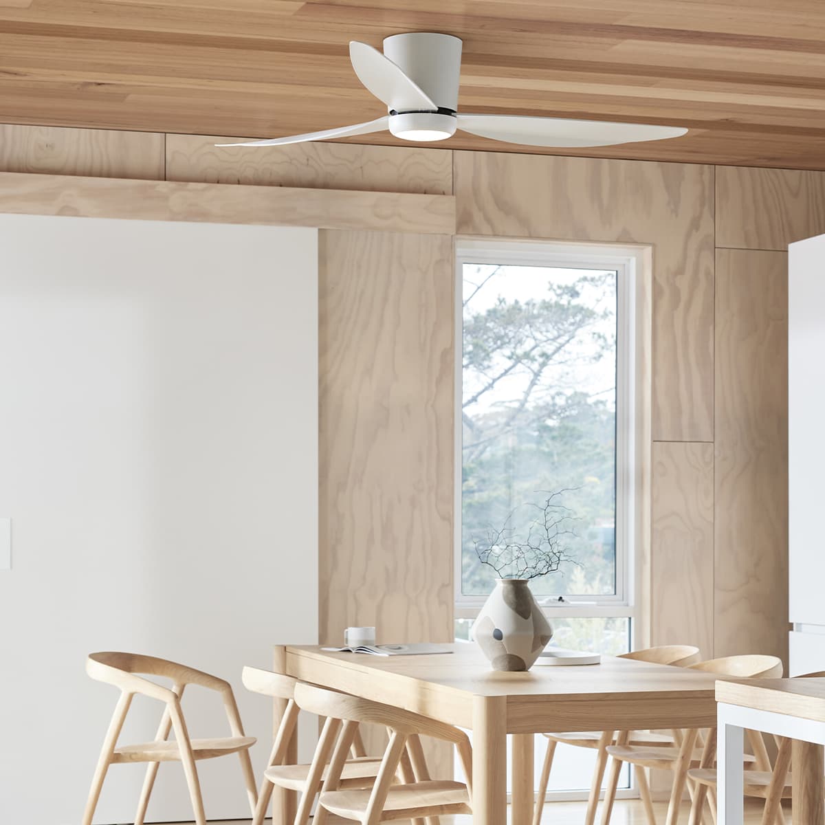 Array 137cm DC CTC Fan with Light in White-img-2