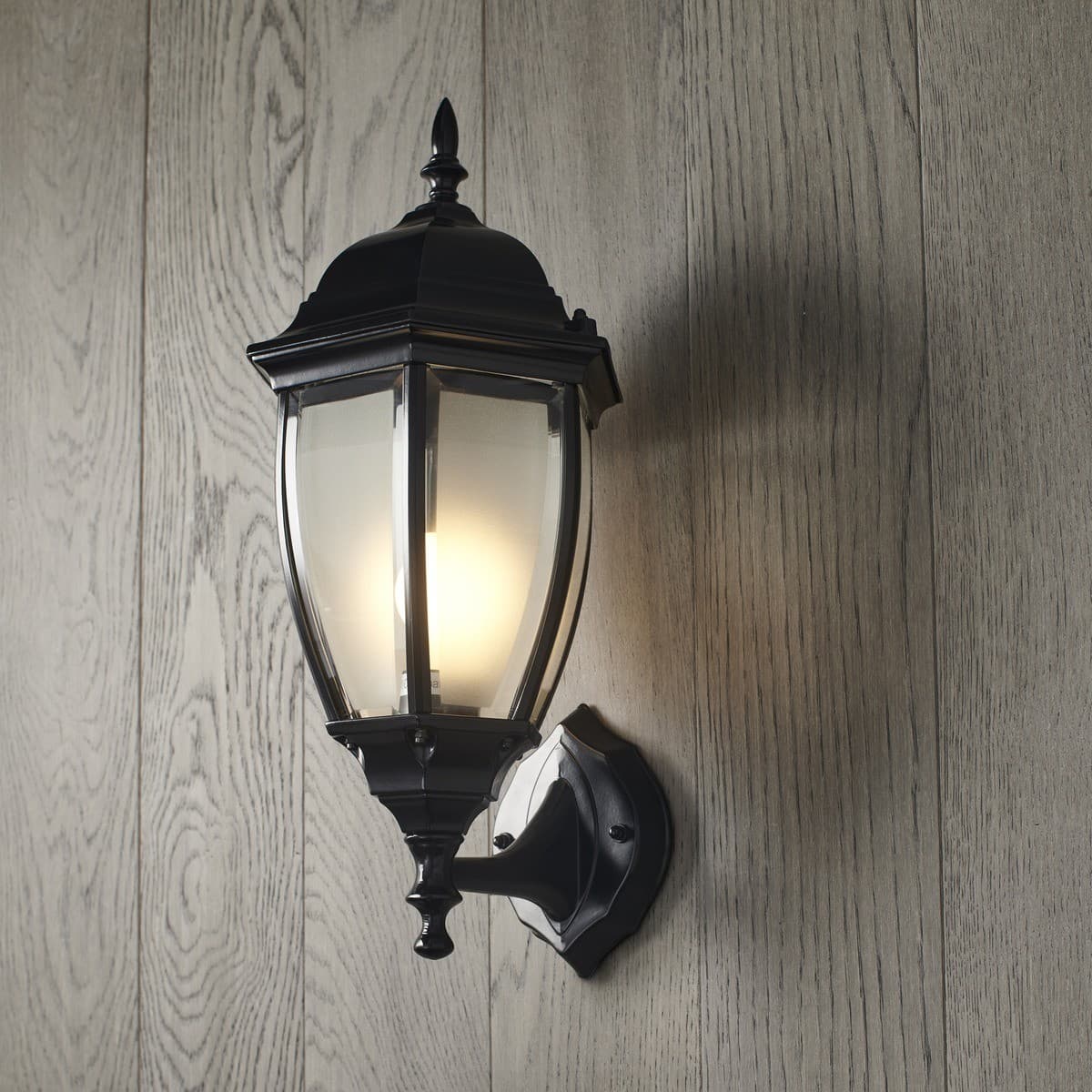 Nottingham Small Exterior Wall Bracket in Black
