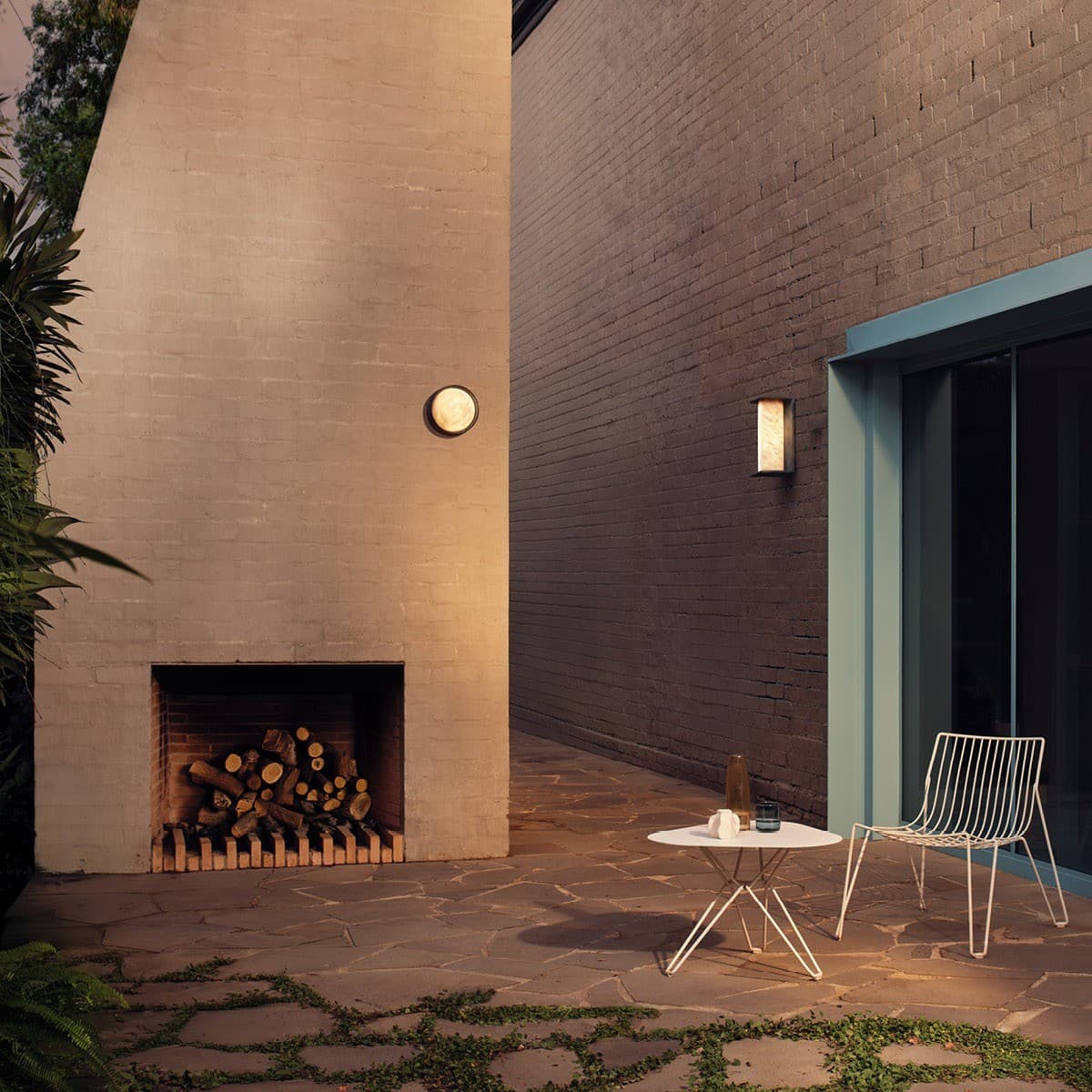 Made By Mayfair Seaside Escarpment Exterior Wall Bracket in Verdigris with Spanish Alabaster Shade-img-4