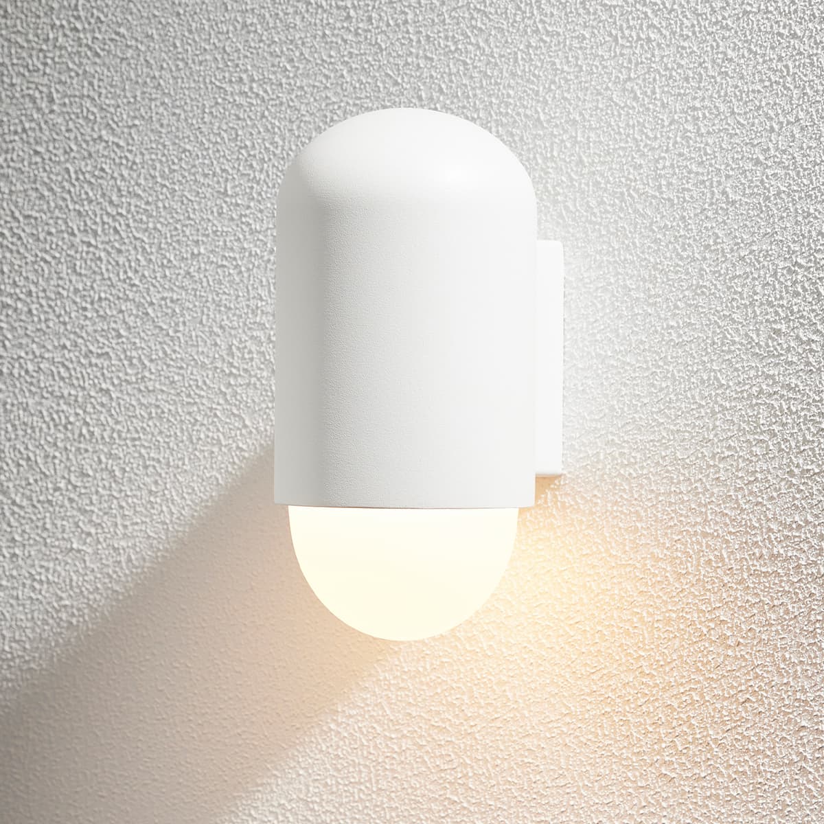 Pebble 1 Light Wall Bracket in White-img-2