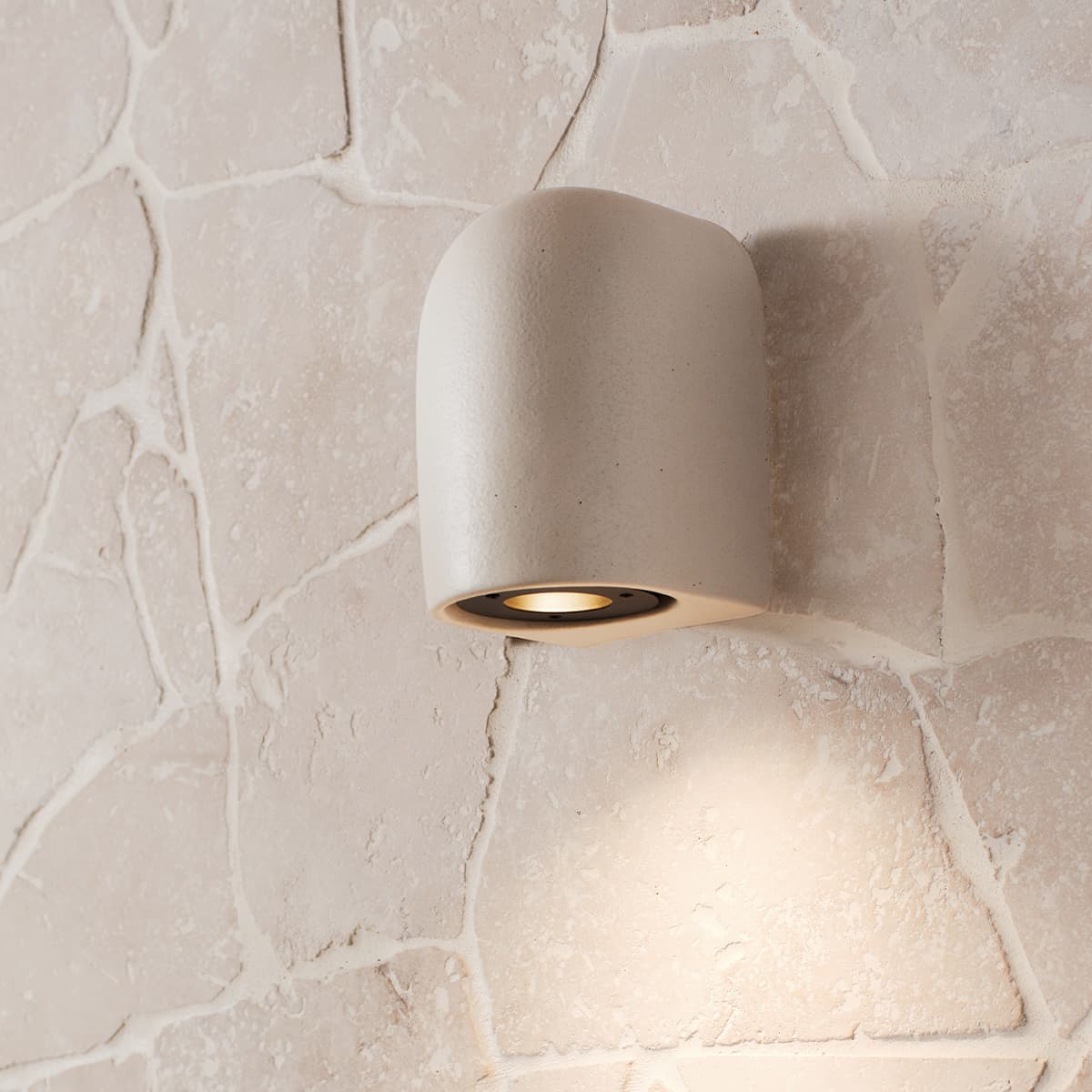 Flinders Sculpt Exterior Wall Bracket in White