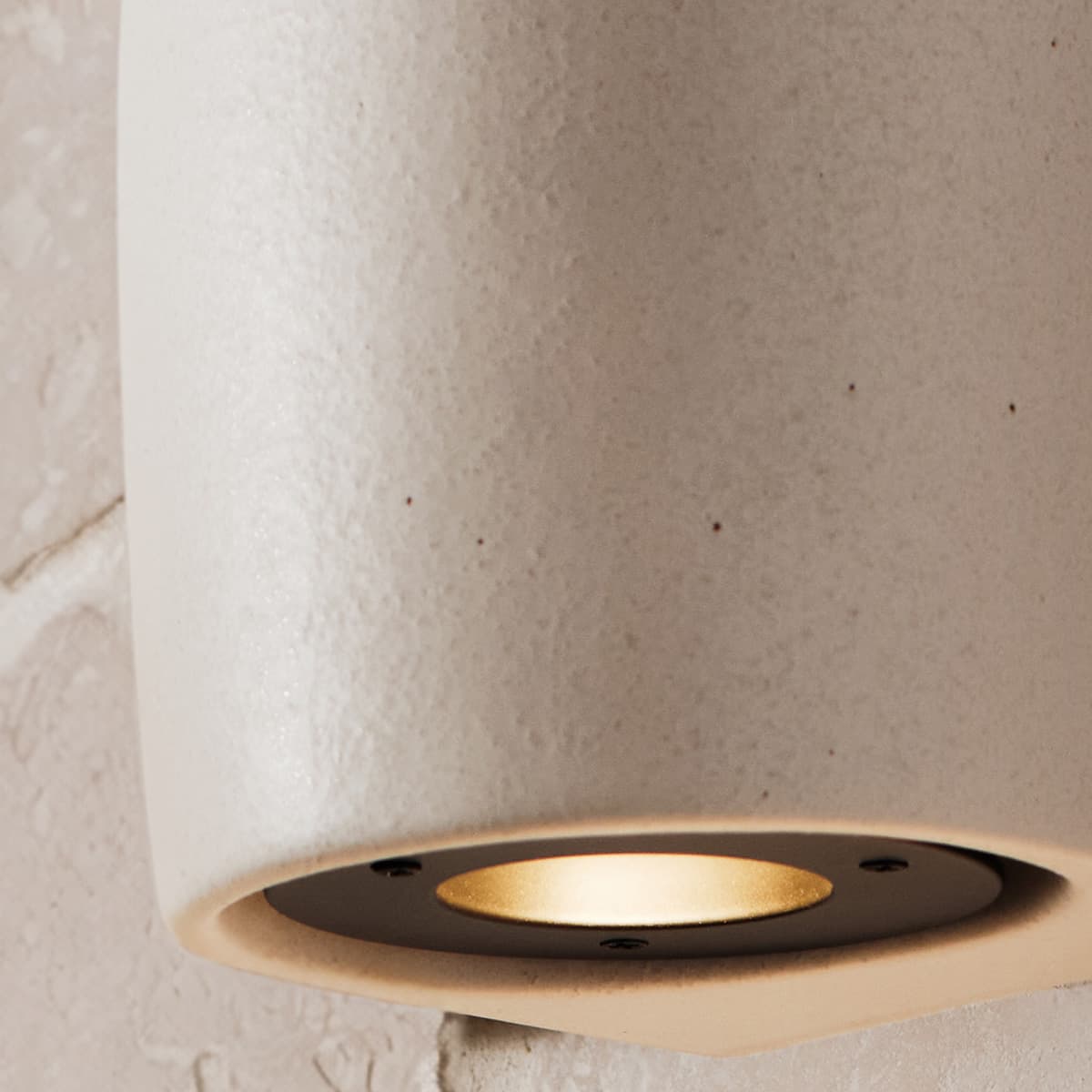 Flinders Sculpt Exterior Wall Bracket in White