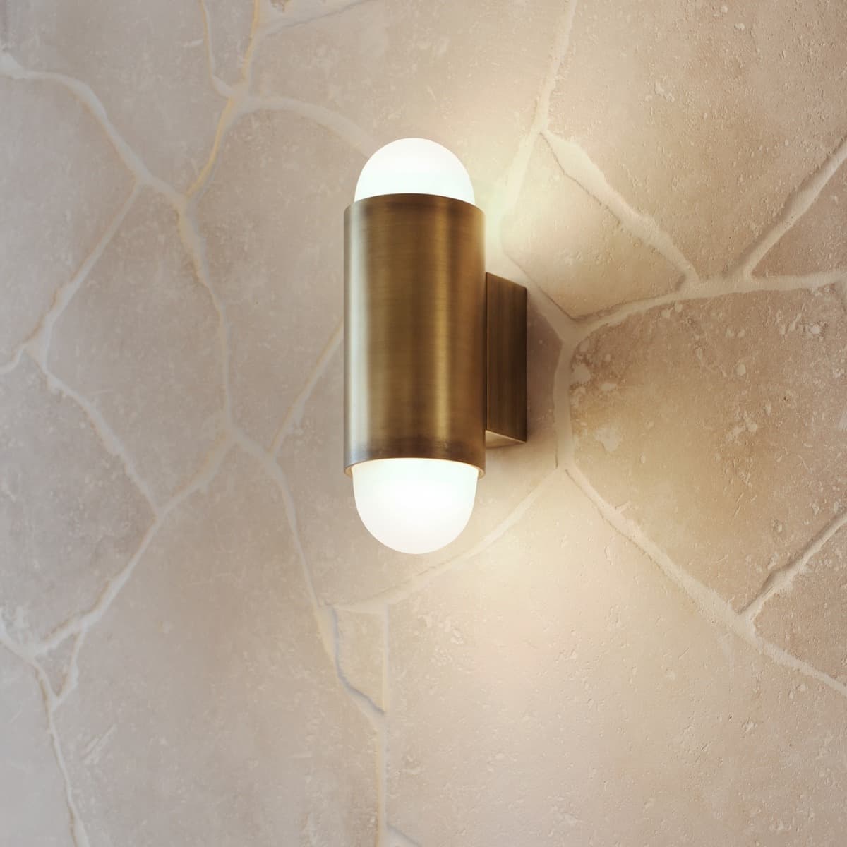 Pebble 2 Light Up/Down Wall Bracket in Antique Brass-img-5