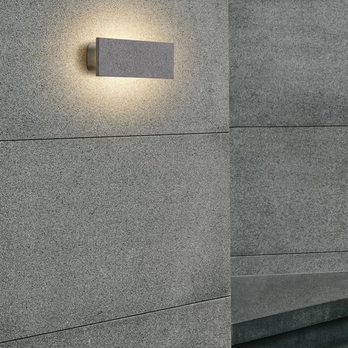 MFL Tanimi 300mm LED Horizon Wall Bracket in Black-img-2