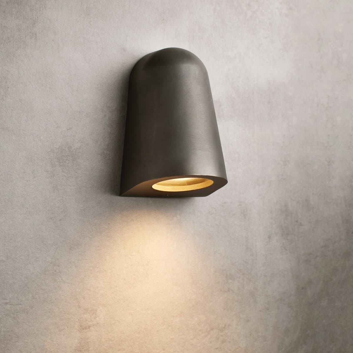 Made By Mayfair Seaside Exterior Wall Bracket in Bronze-img-2