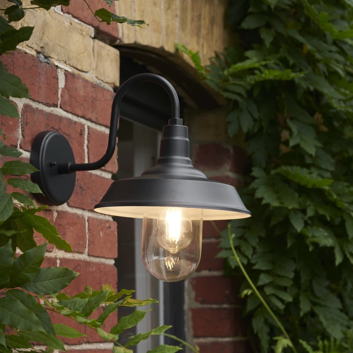 Portsea 1 Light Exterior Wall Bracket in Black