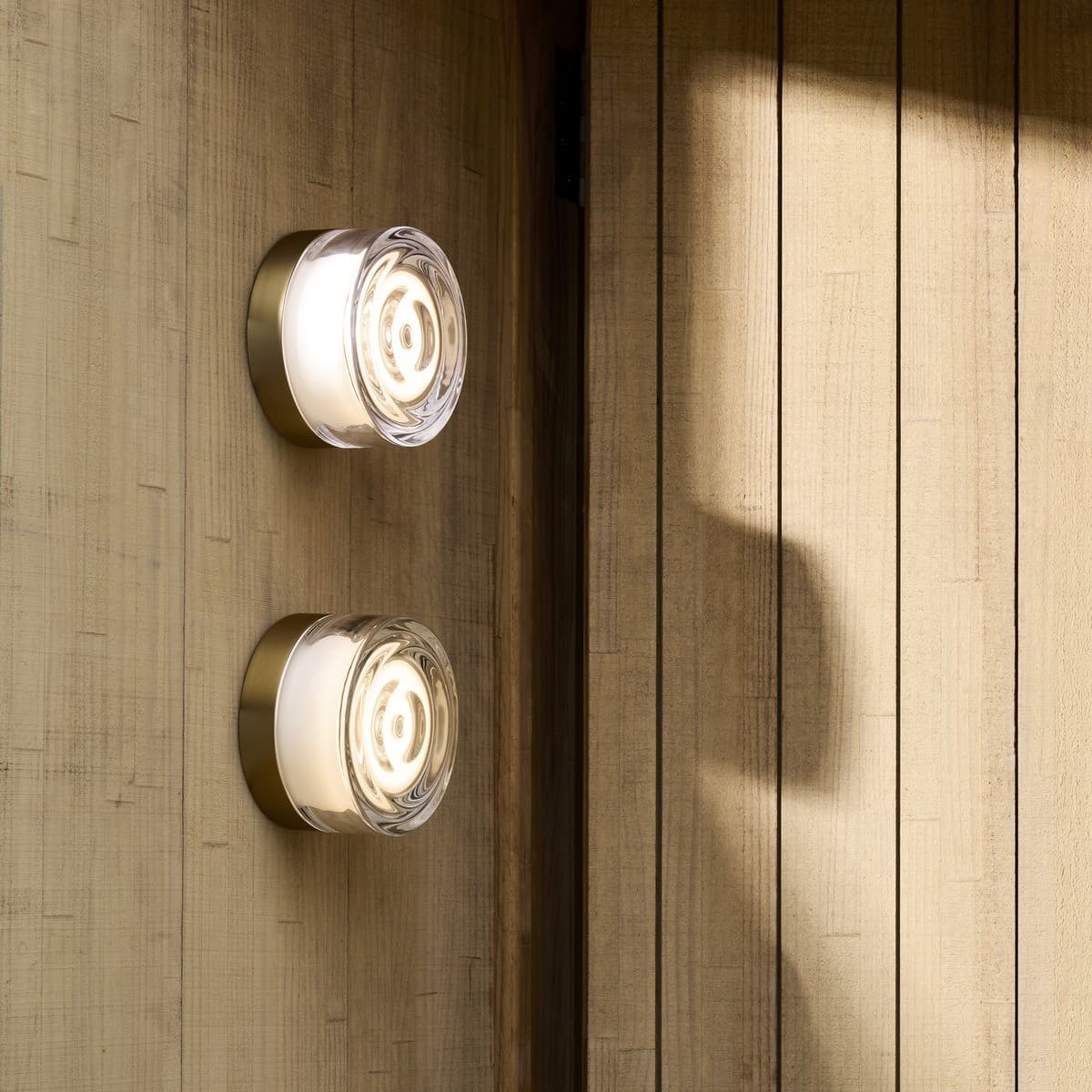Cape 1 Light Wave Exterior Wall Sconce in Black-img-2