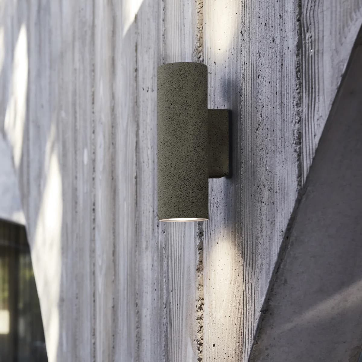 MFL Tanimi GU10 Up/Down Wall Sconce in Black
