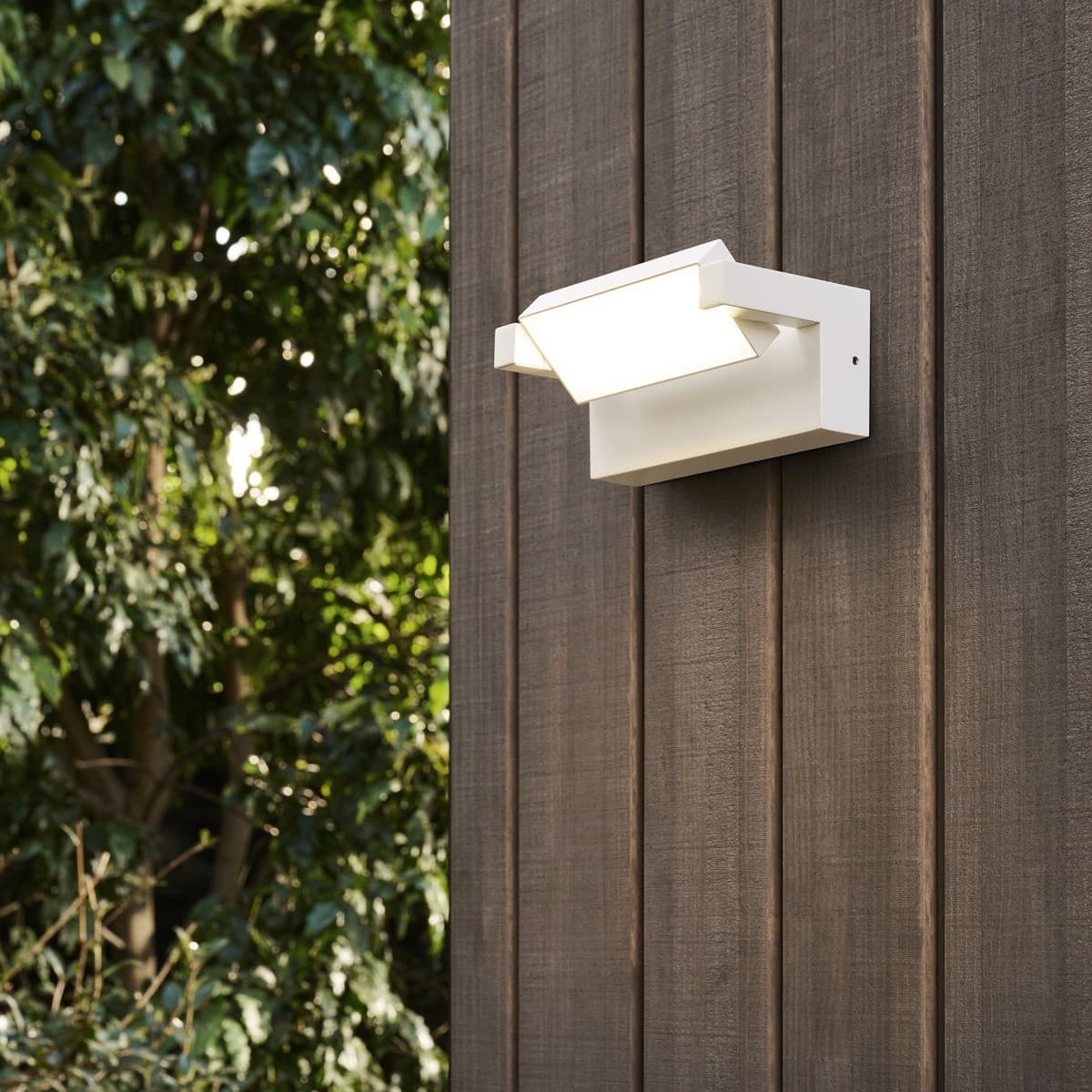 Base LED Exterior Flood Light in White-img-2