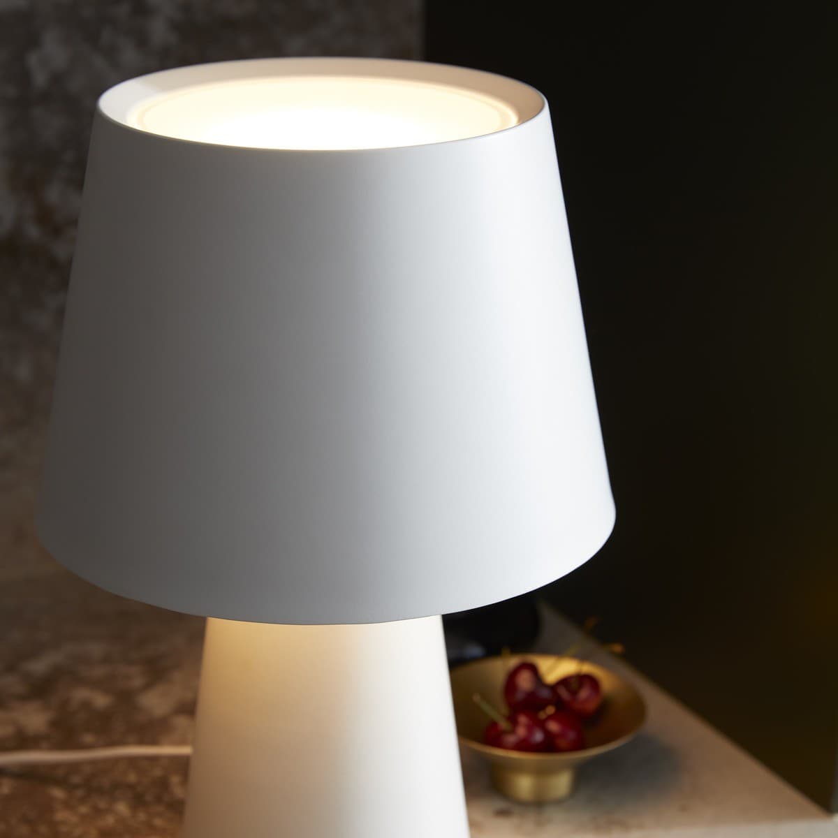 Harris 1 Light Table Lamp in White with Glass Diffuser-img-2