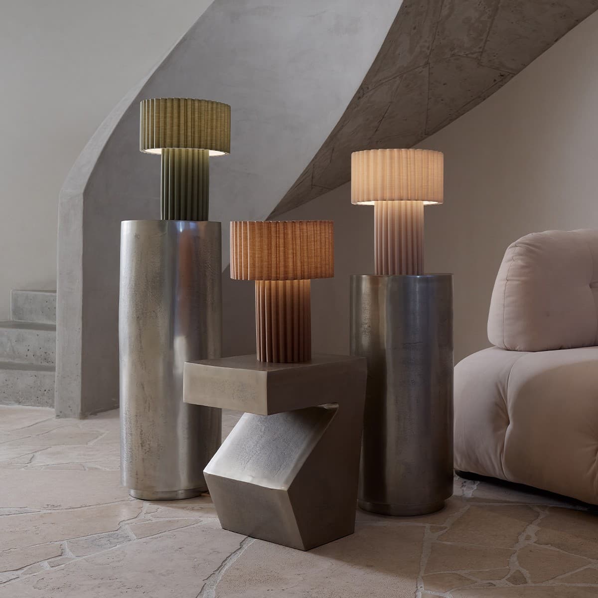 Nora Scalloped Table Lamp in Sandstone