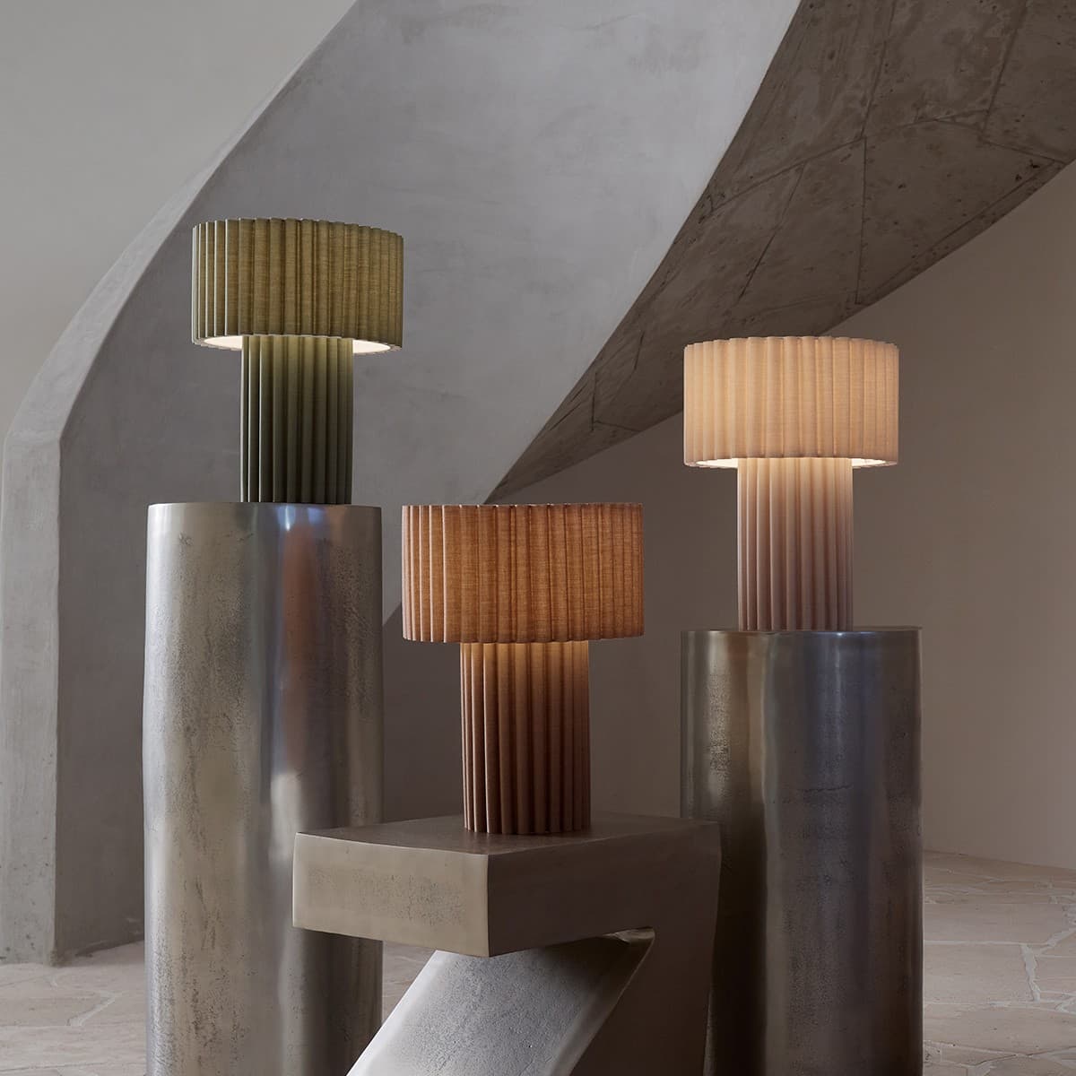 Nora Scalloped Table Lamp in Sage-img-4