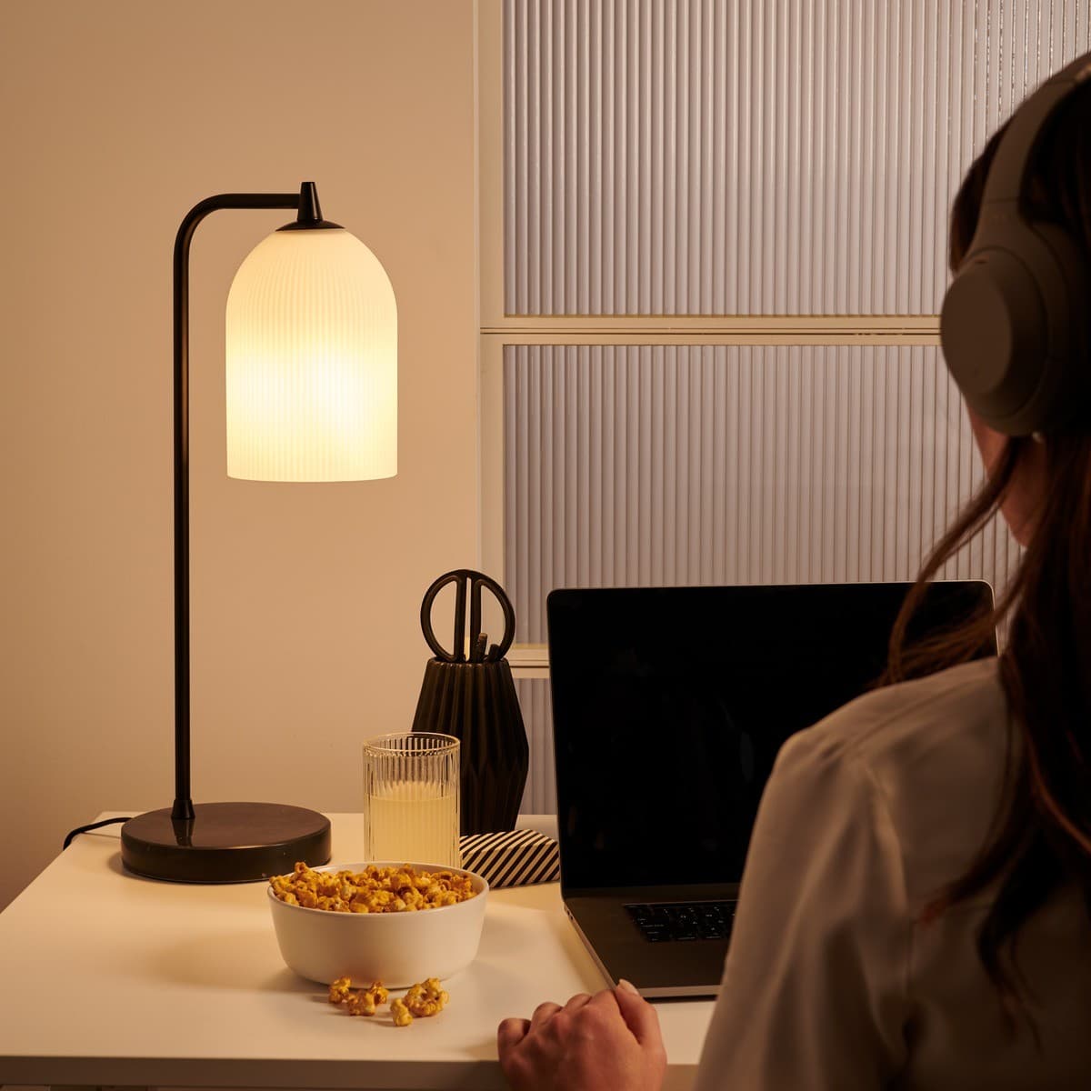 Camilla 1 Light Table Lamp in Black-img-6