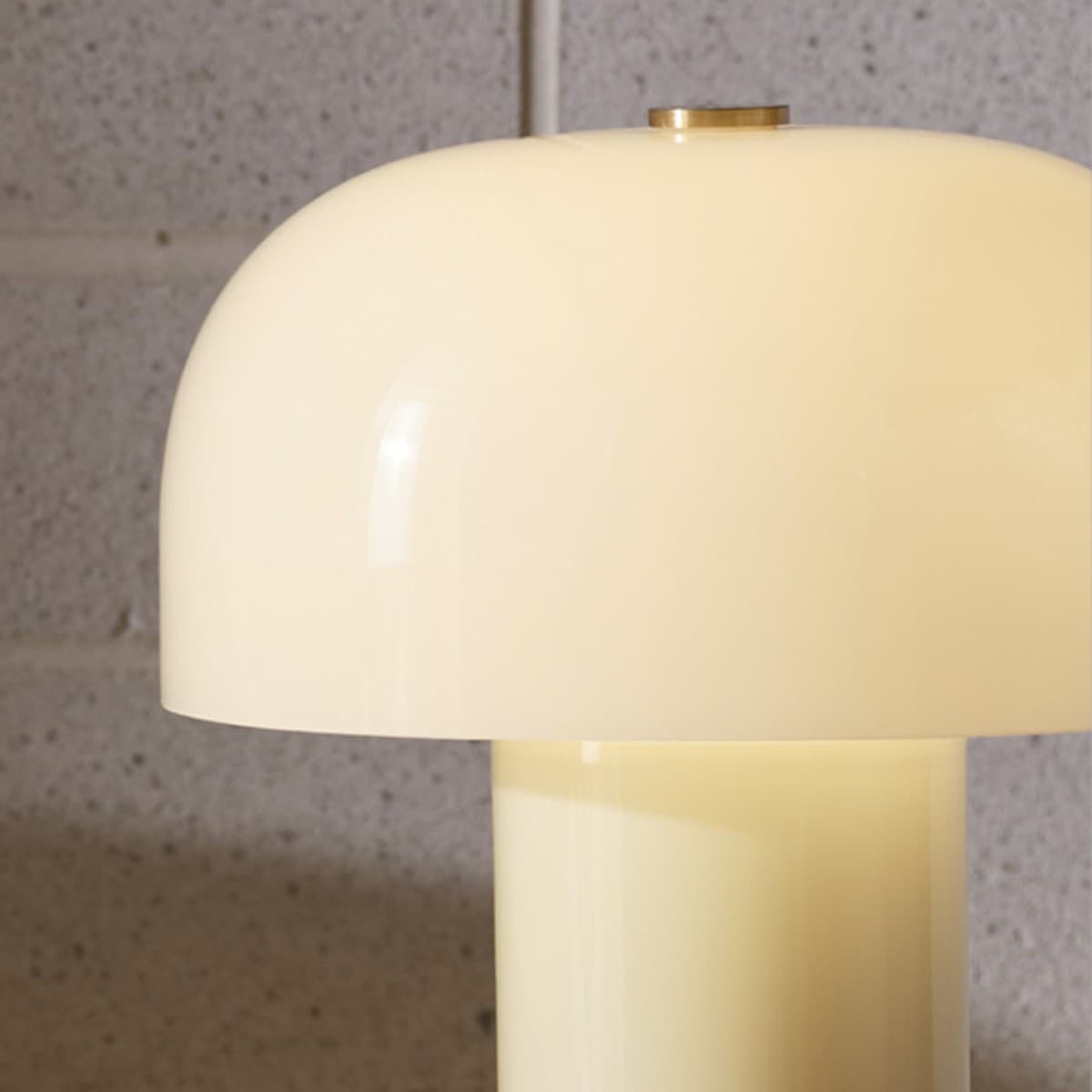 Larsen 1 Light Table Lamp in Milk Glass-img-3