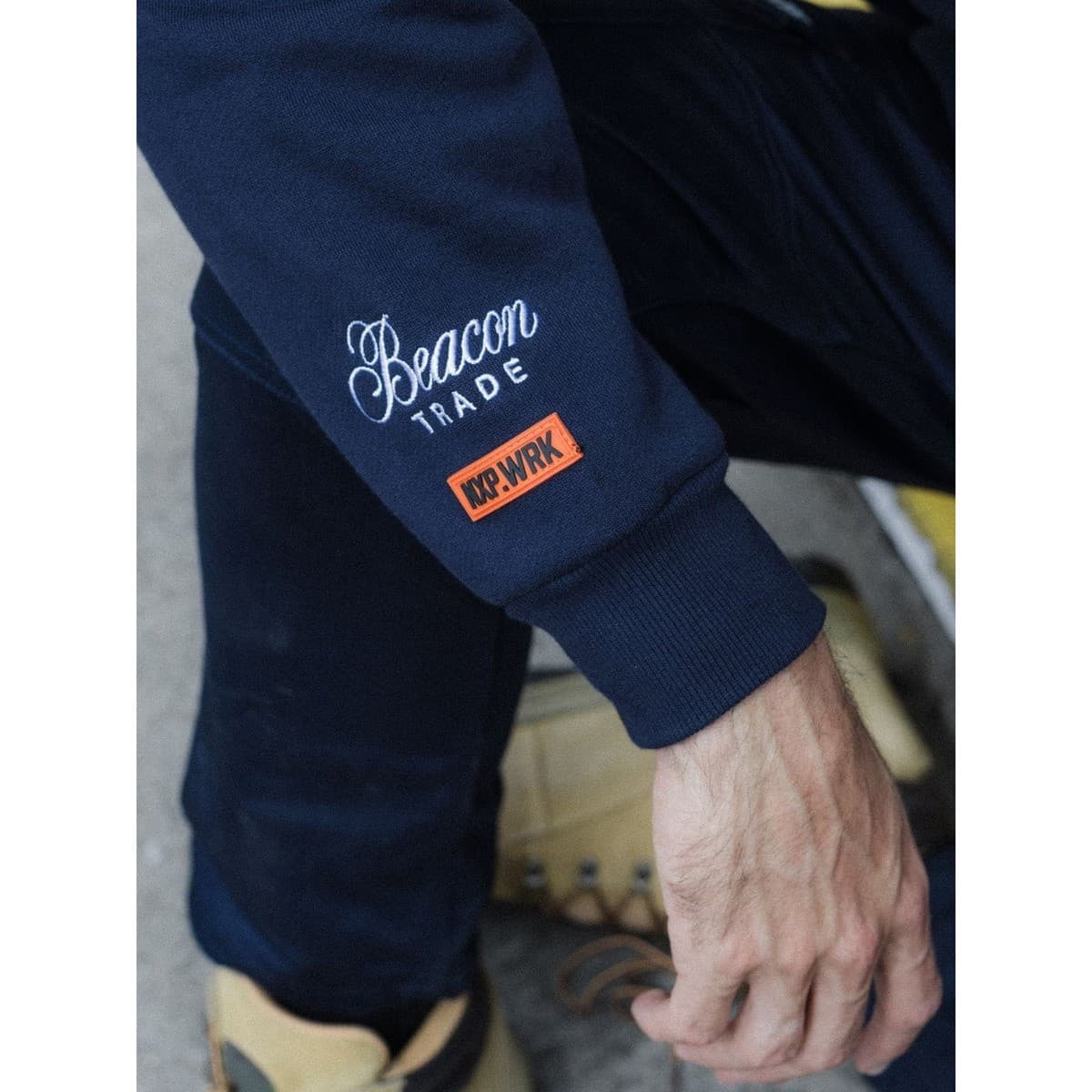 Beacon Trade x NXP Workwear XL Hoodie in Navy-img-5