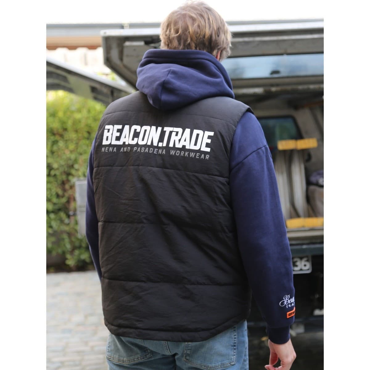 Beacon Trade x NXP Workwear Large Puffer Vest in Black-img-5