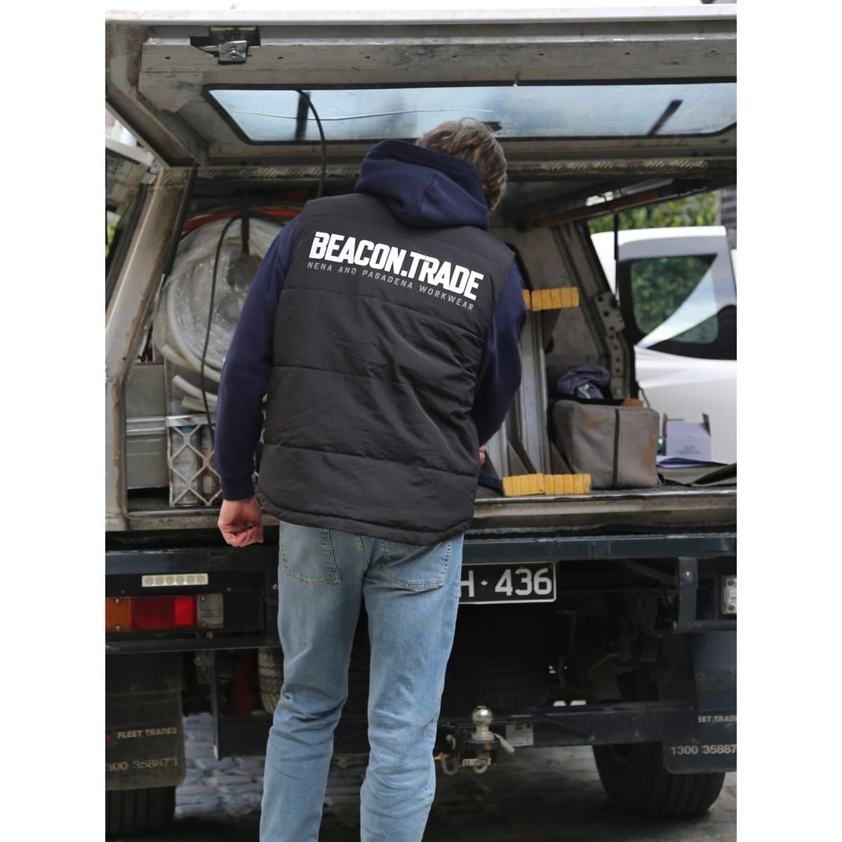 Beacon Trade x NXP Workwear Large Puffer Vest in Black-img-6