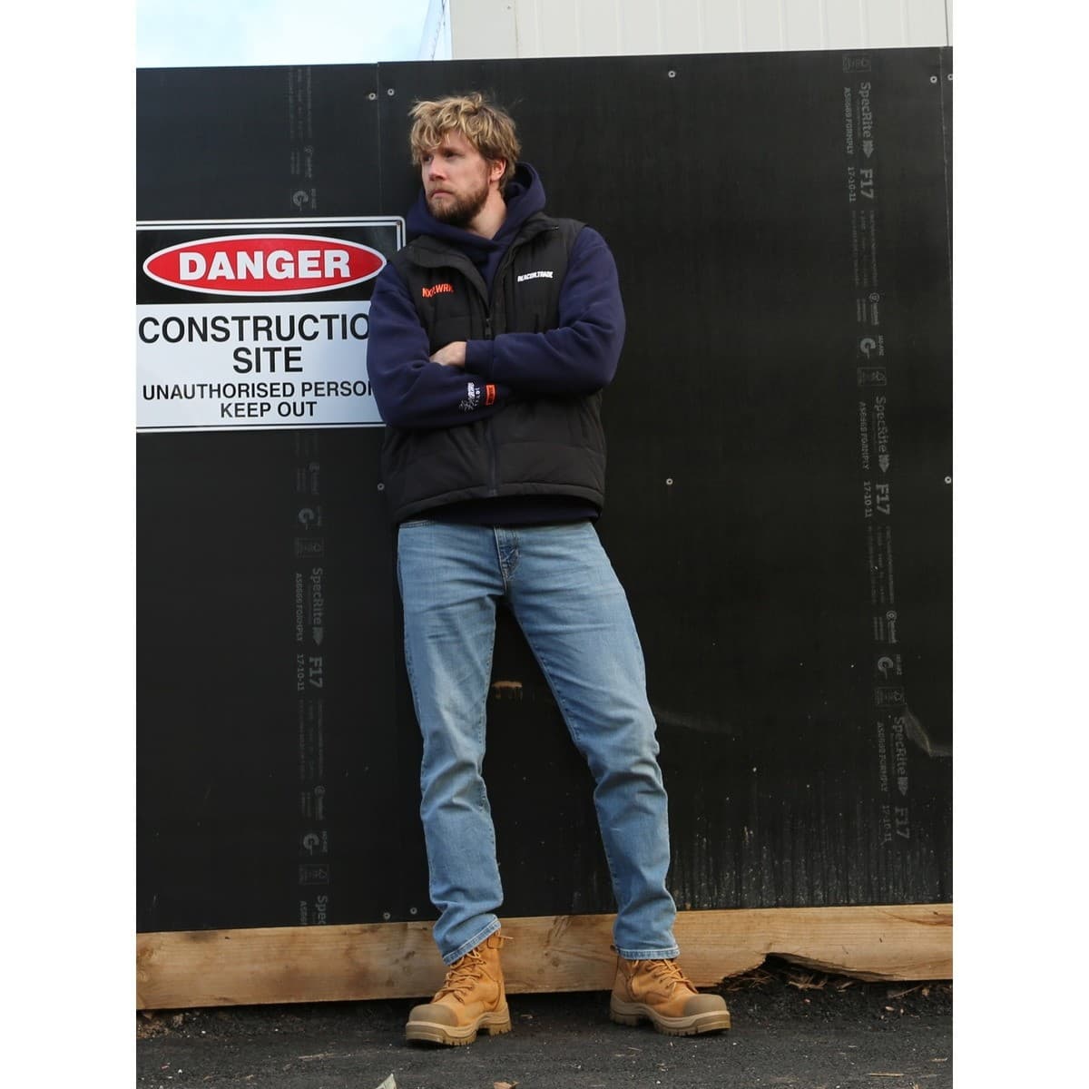 Beacon Trade x NXP Workwear Large Puffer Vest in Black-img-7