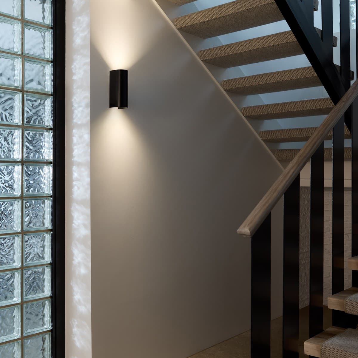 Slide 2 Light Adjustable Up/Down Wall Sconce in Black-img-2