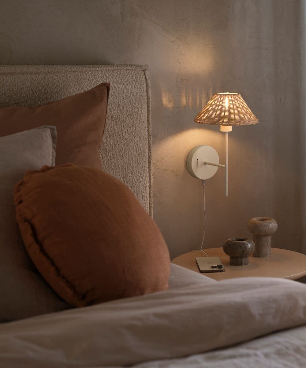 Daria Wall Bracket Chalk | Beacon Lighting